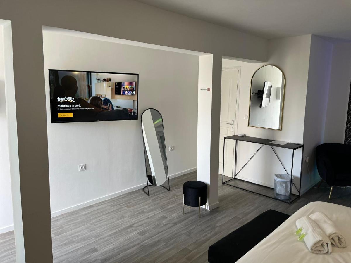 Ng Suitehome - Queven - Balneo - Netflix - Wifi ภายนอก รูปภาพ